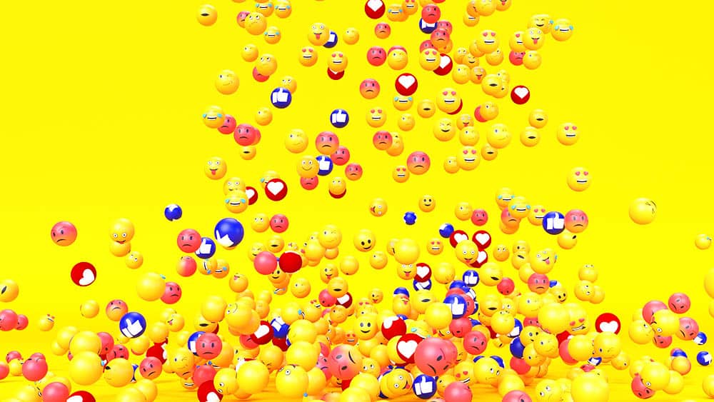 Step into a New Dimension: How Virtual Reality is Revolutionizing Social Media